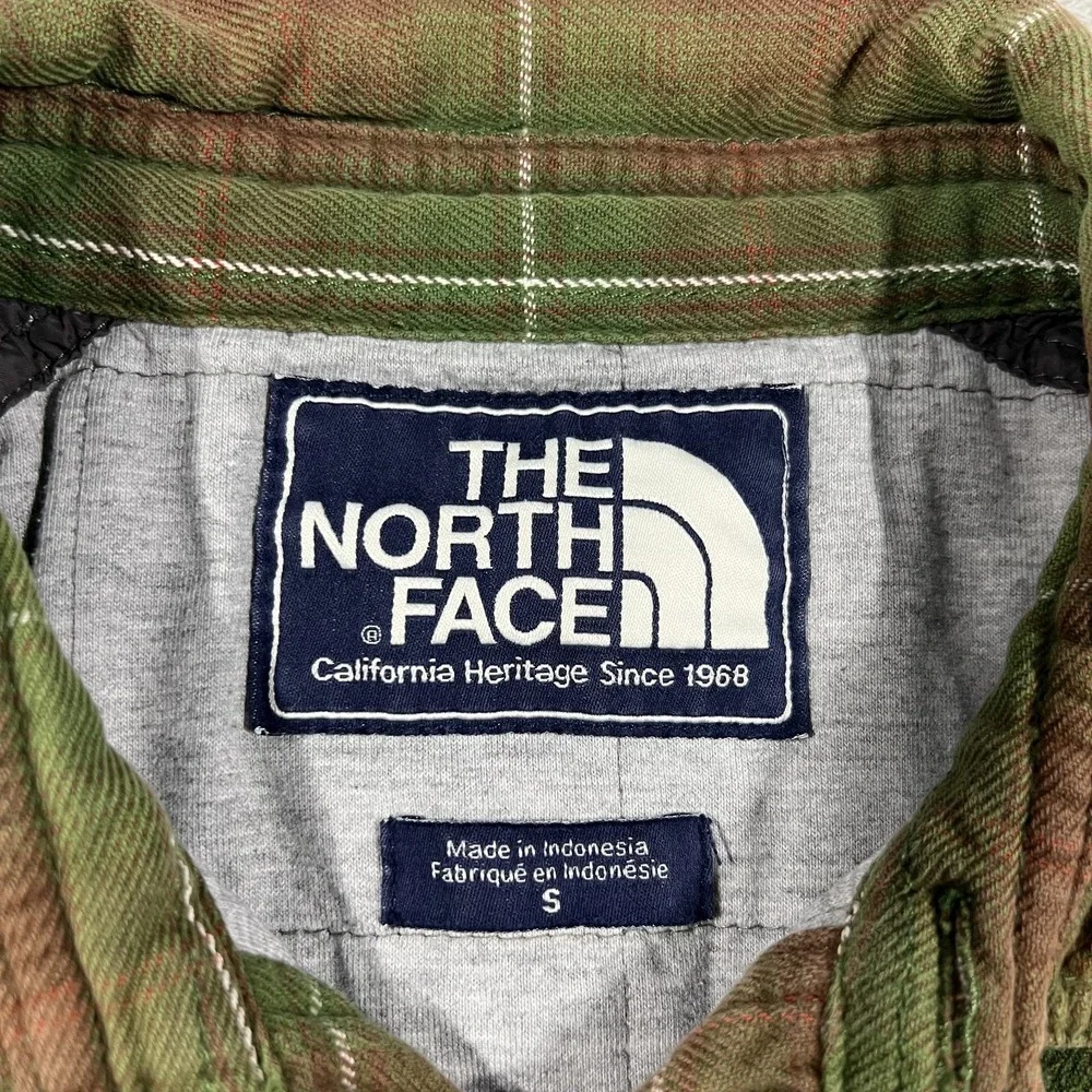 The North Face Trapper Flannel Jacket Shacket Mens Small Lined Insulated Snap